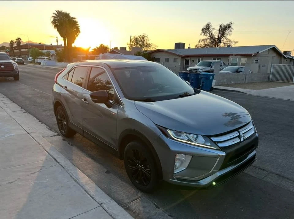 2018 Mitsubishi Eclipse Cross - Image 5 of 14