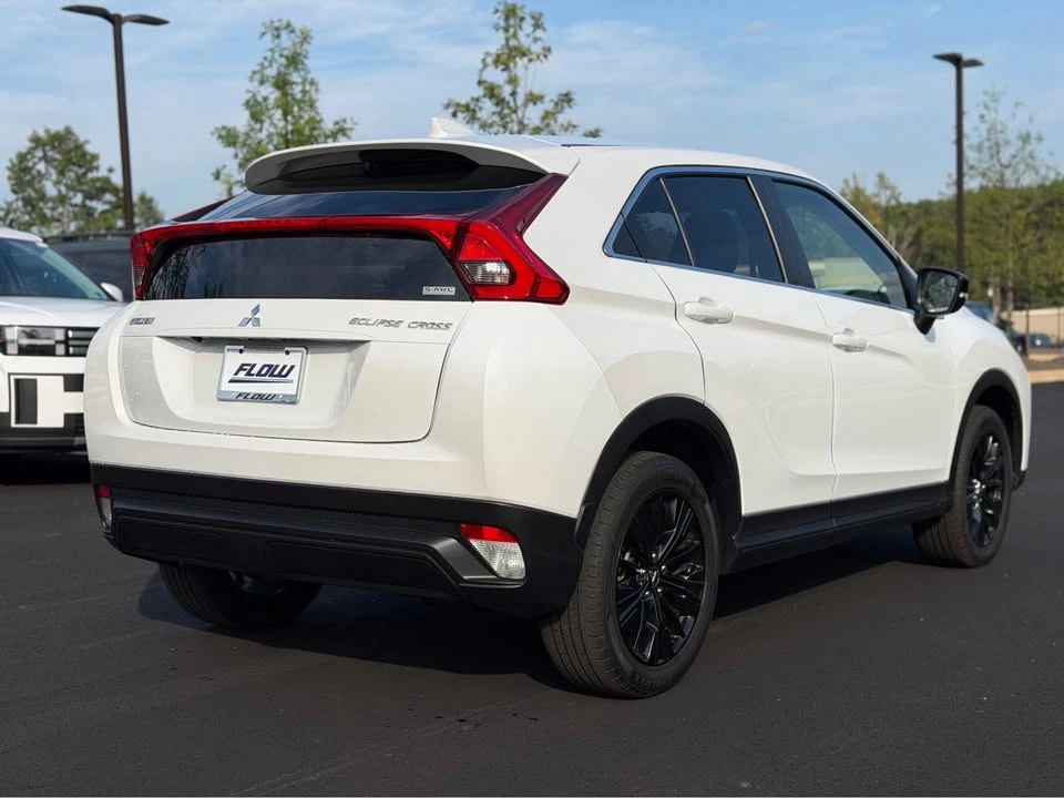 2018 Mitsubishi Eclipse Cross - Image 4 of 14