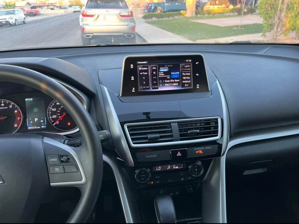 2018 Mitsubishi Eclipse Cross - Image 10 of 14