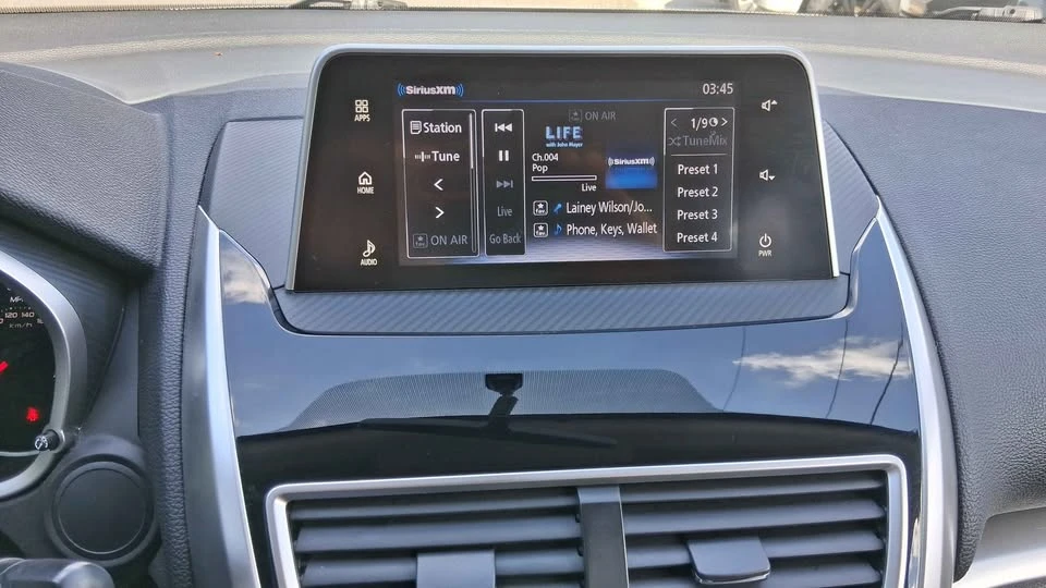 2018 Mitsubishi Eclipse Cross - Image 11 of 15