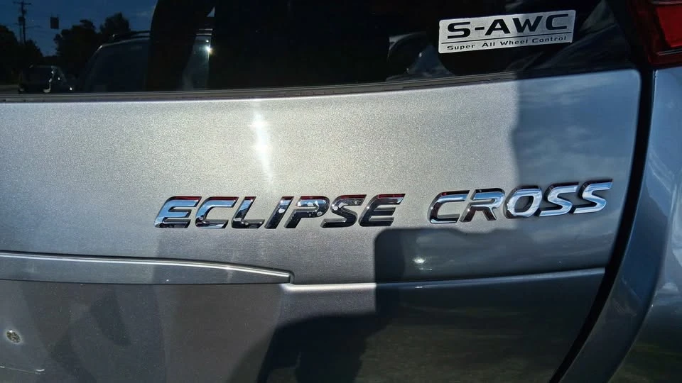 2018 Mitsubishi Eclipse Cross - Image 5 of 15