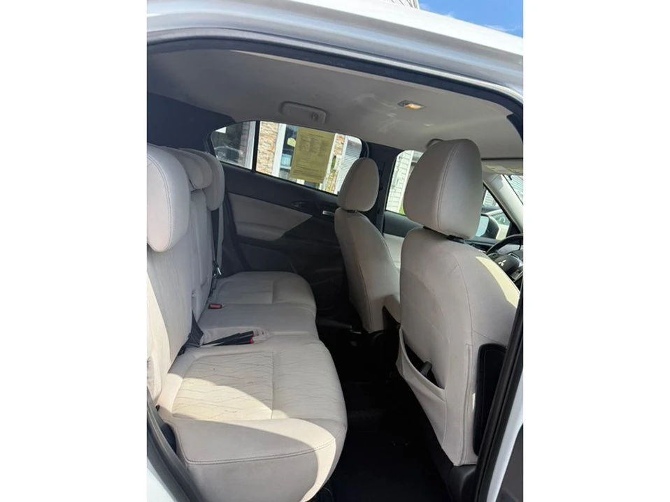 2018 Mitsubishi Eclipse Cross - Image 4 of 20