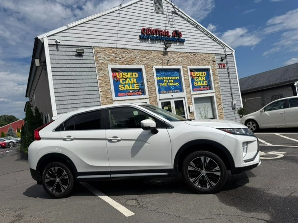 2018 Mitsubishi Eclipse Cross - Image 9 of 20
