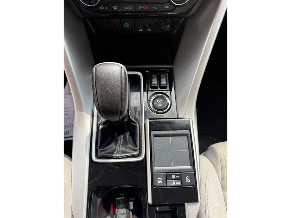 2018 Mitsubishi Eclipse Cross - Image 13 of 20