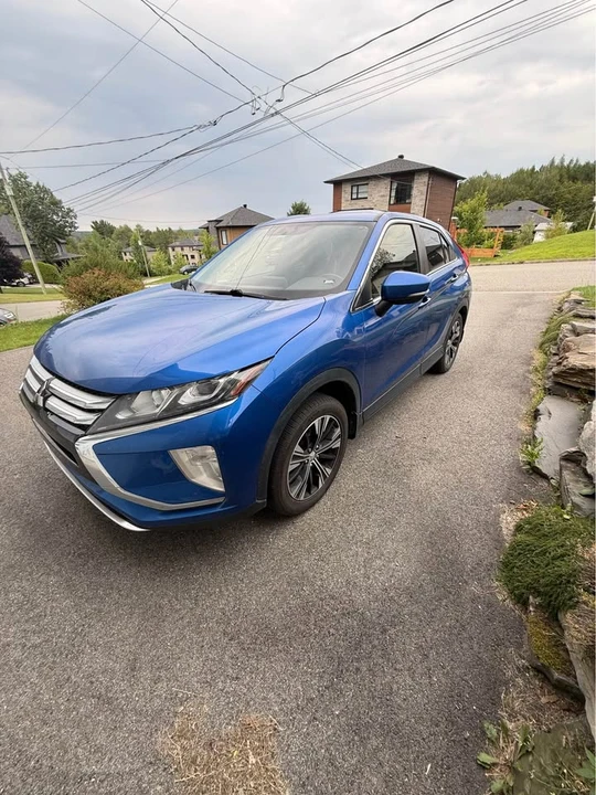 2018 Mitsubishi Eclipse Cross - Image 2 of 4