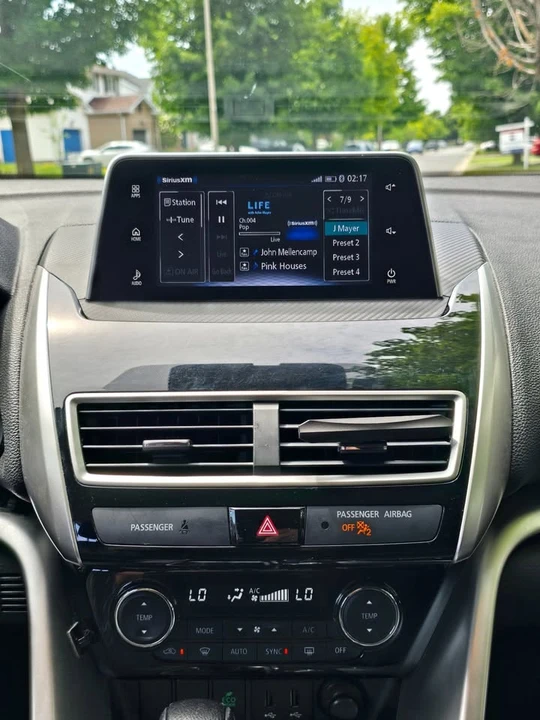 2018 Mitsubishi Eclipse Cross - Image 8 of 12