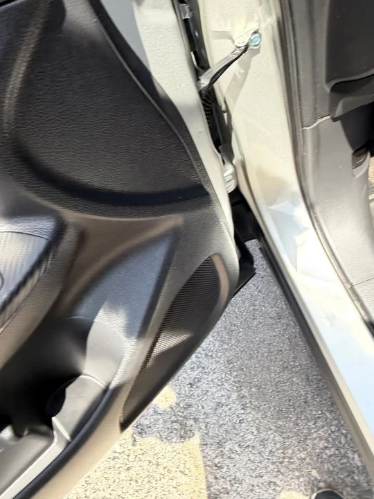 2018 Mitsubishi Eclipse Cross - Image 10 of 15