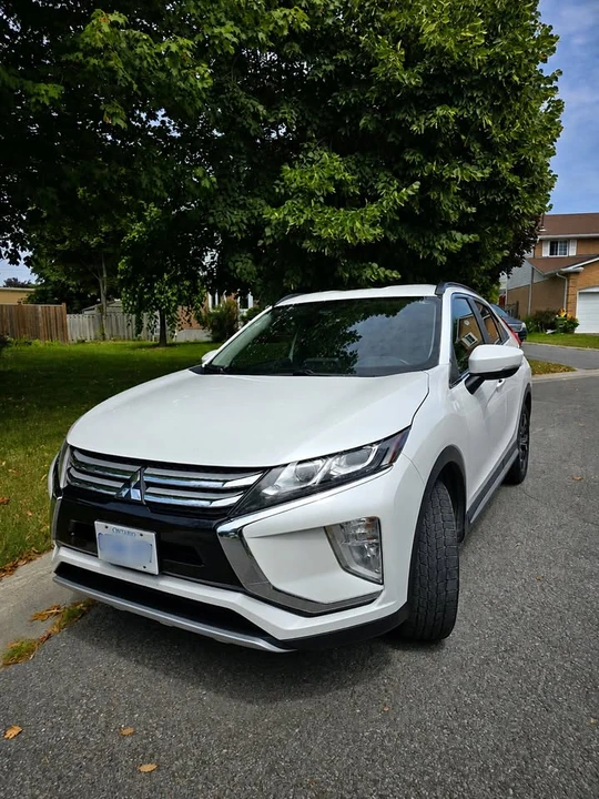 2018 Mitsubishi Eclipse Cross - Image 3 of 12
