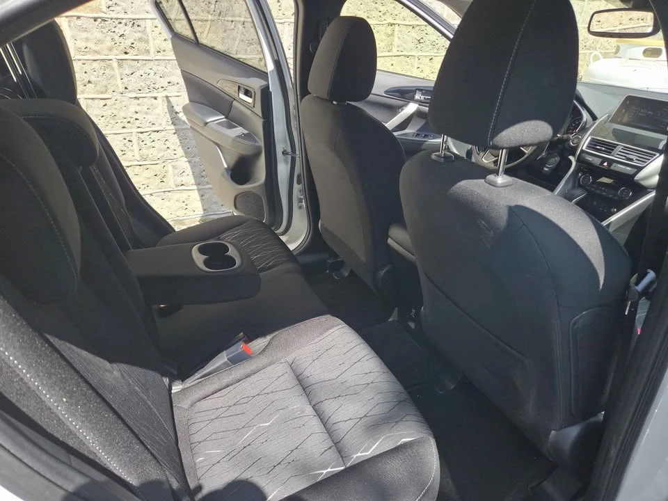 2018 Mitsubishi Eclipse Cross - Image 5 of 7