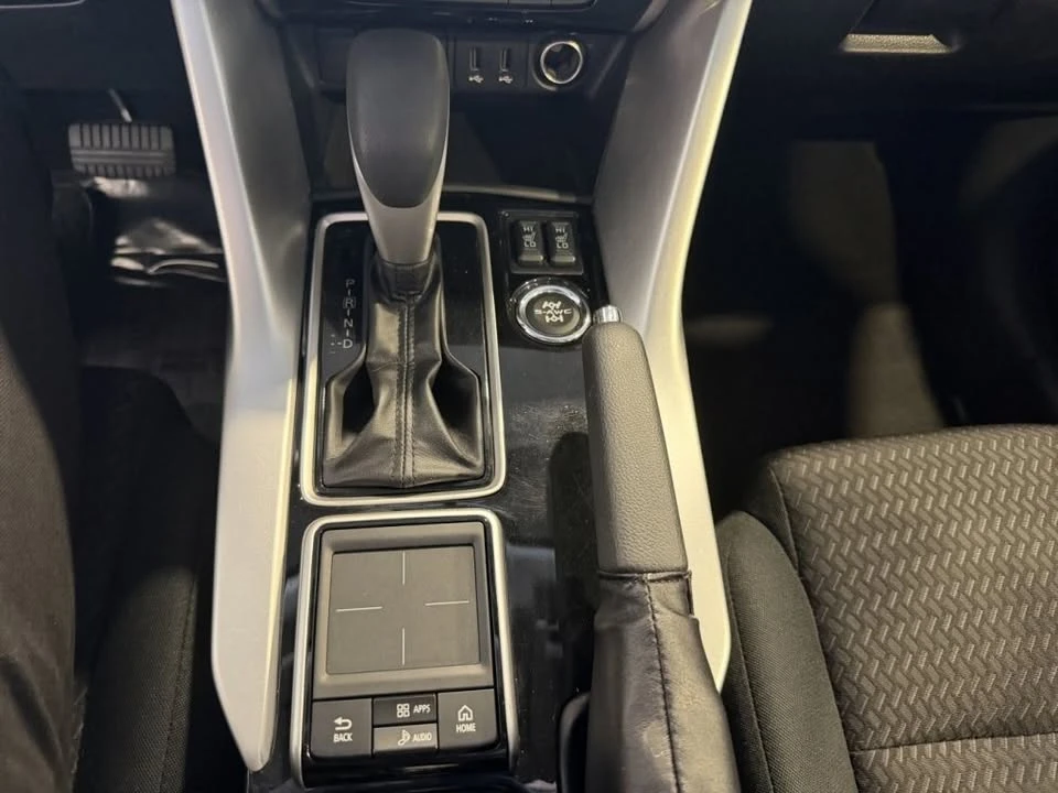 2018 Mitsubishi Eclipse Cross - Image 16 of 20