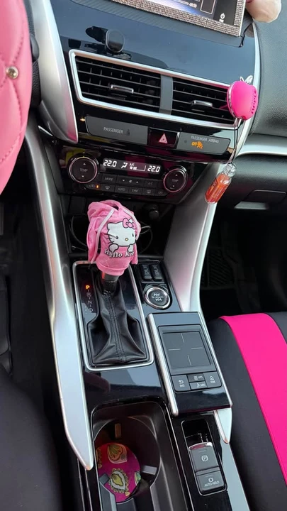 2018 Mitsubishi Eclipse Cross - Image 11 of 13