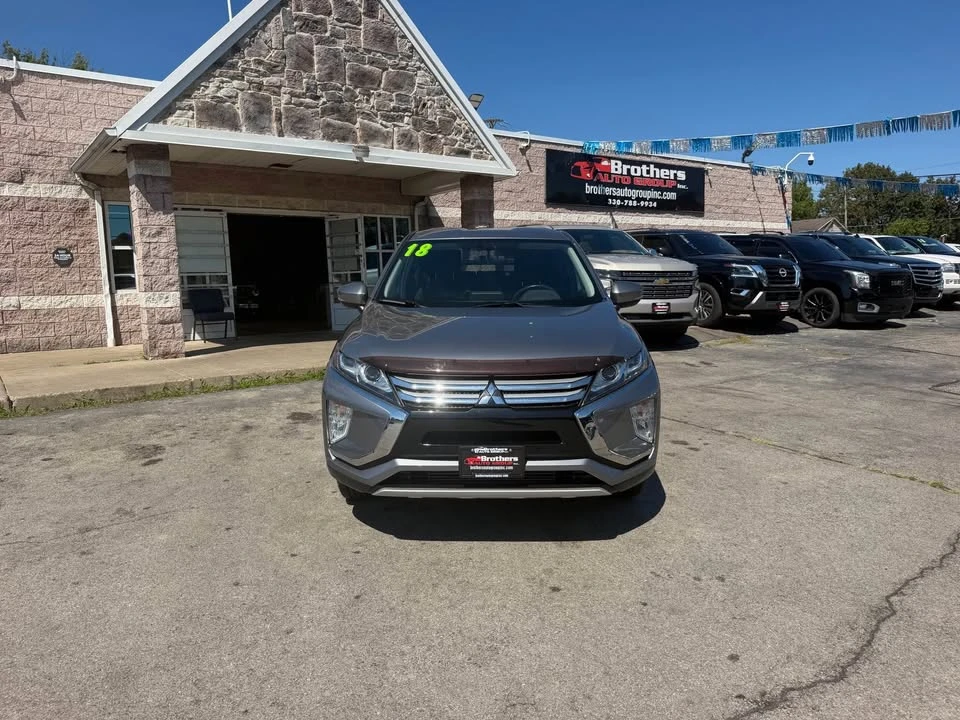 2018 Mitsubishi Eclipse Cross - Image 2 of 19