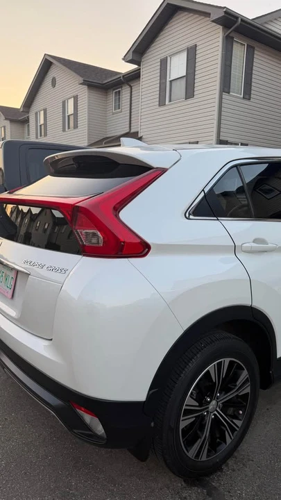 2018 Mitsubishi Eclipse Cross - Image 3 of 13
