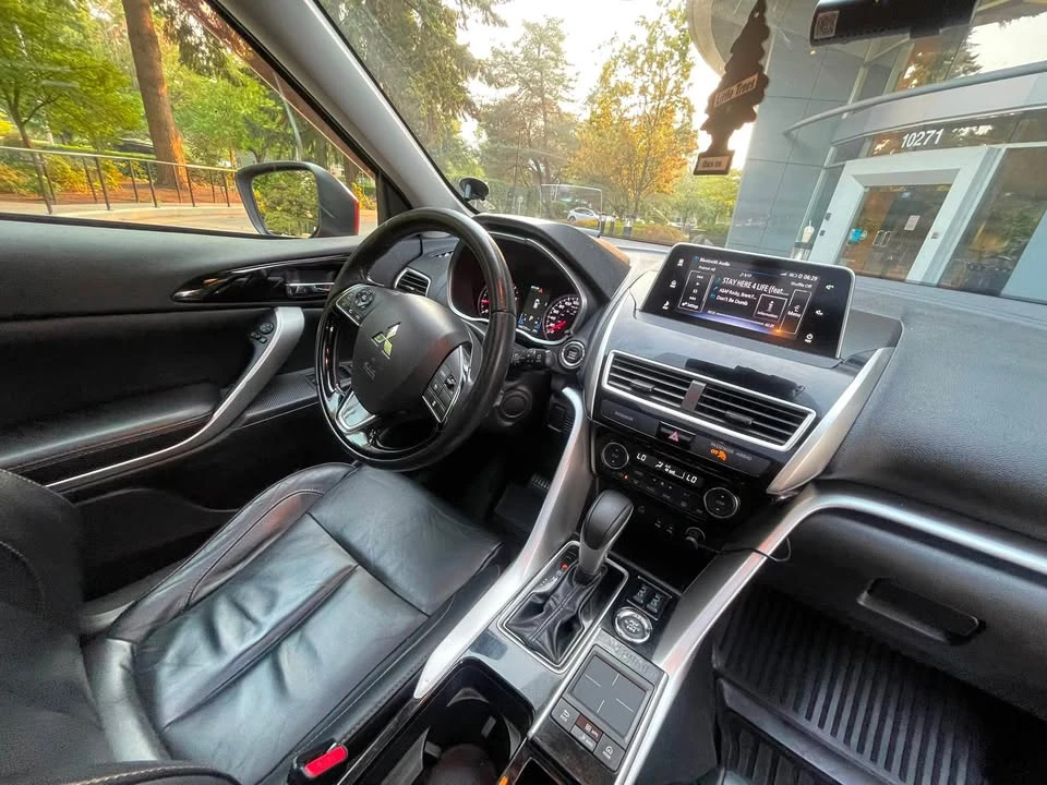 2018 Mitsubishi Eclipse Cross - Image 17 of 17