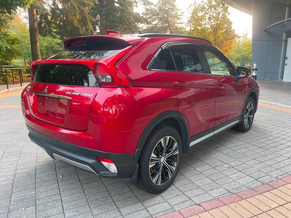 2018 Mitsubishi Eclipse Cross - Image 7 of 17