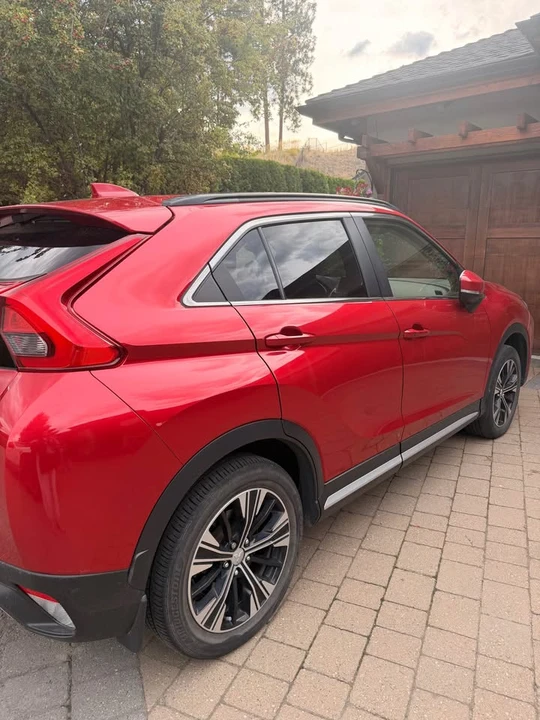 2018 Mitsubishi Eclipse Cross - Image 3 of 13