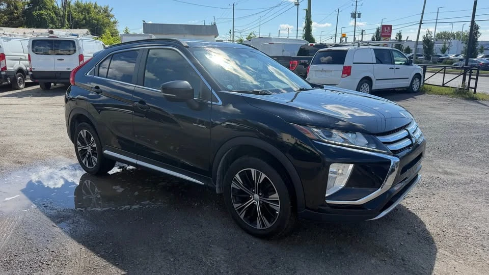 2018 Mitsubishi Eclipse Cross - Image 7 of 10