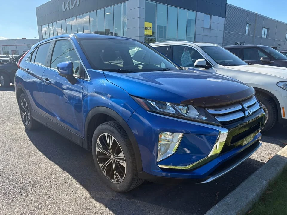 2018 Mitsubishi Eclipse Cross - Image 2 of 4