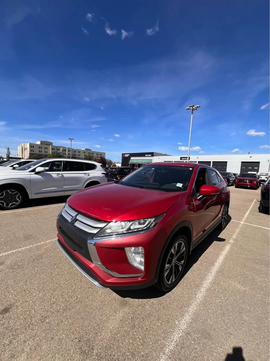 2018 Mitsubishi Eclipse Cross - Image 2 of 14