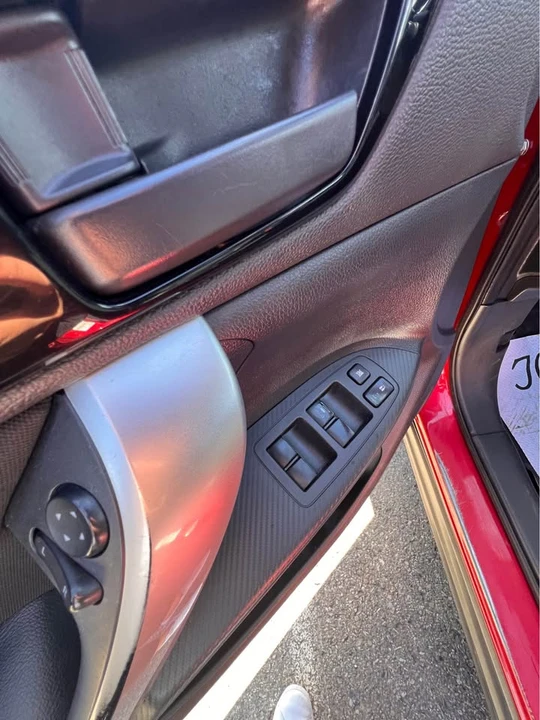 2018 Mitsubishi Eclipse Cross - Image 6 of 14