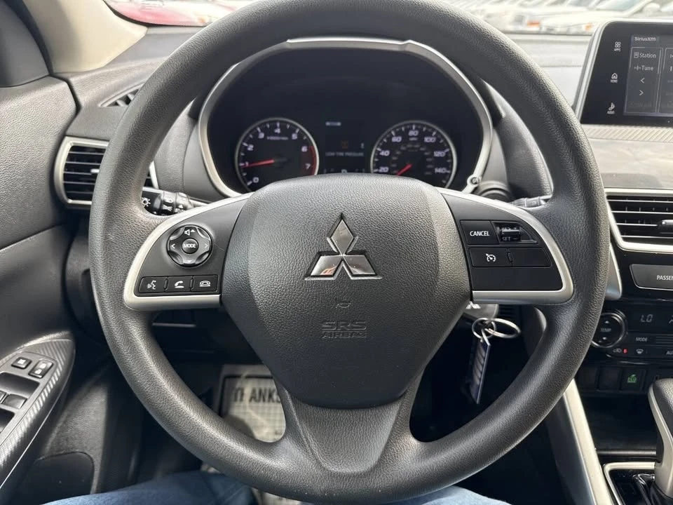 2018 Mitsubishi Eclipse Cross - Image 17 of 20