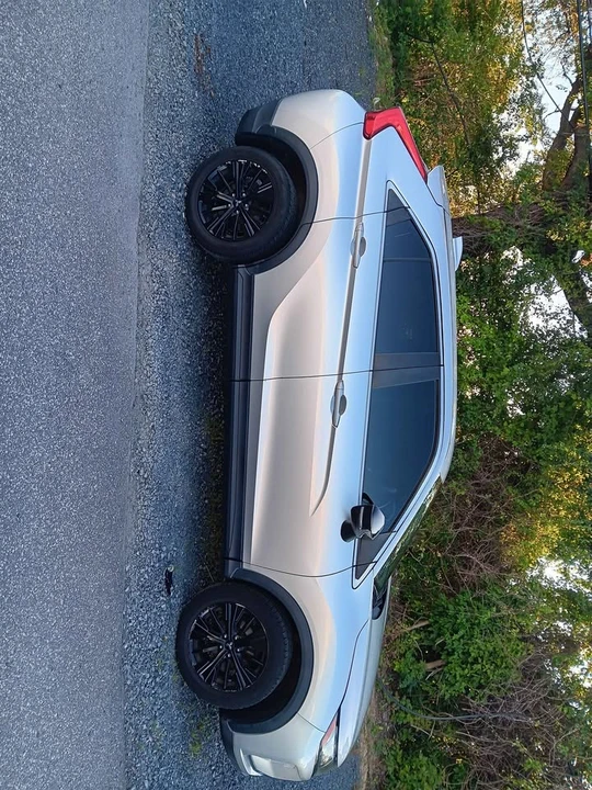 2018 Mitsubishi Eclipse Cross - Image 6 of 14