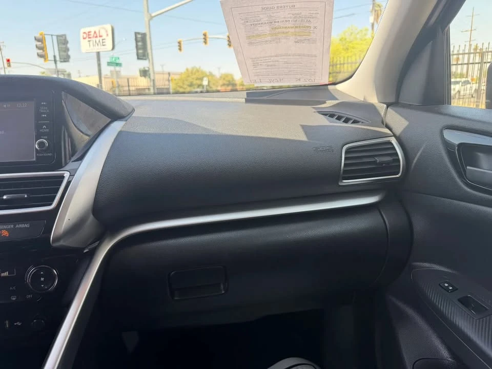 2018 Mitsubishi Eclipse Cross - Image 15 of 20