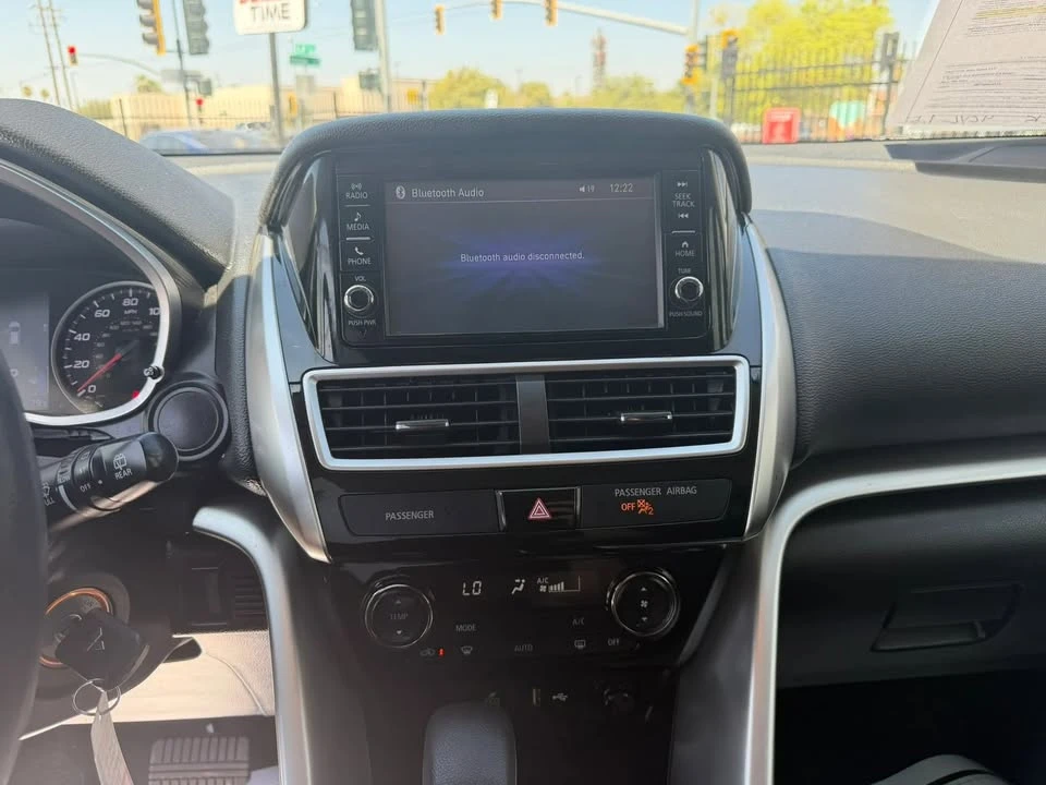 2018 Mitsubishi Eclipse Cross - Image 12 of 20