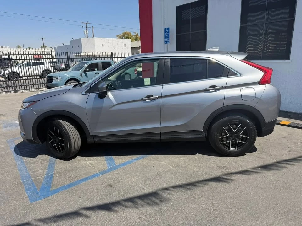 2018 Mitsubishi Eclipse Cross - Image 6 of 20