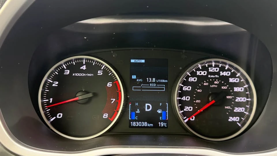 2018 Mitsubishi Eclipse Cross - Image 18 of 18