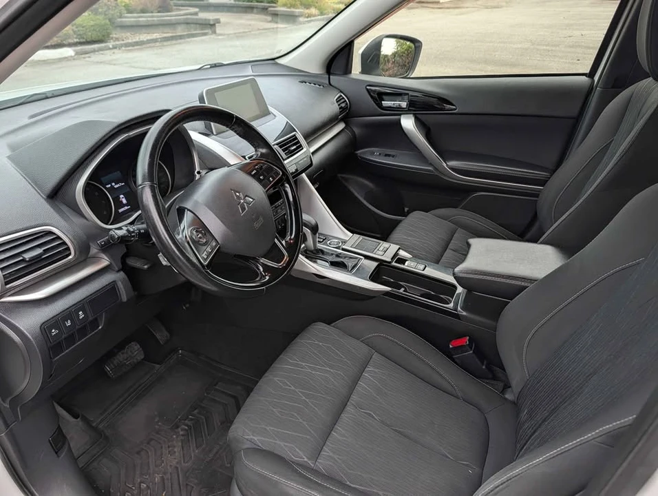2018 Mitsubishi Eclipse Cross - Image 13 of 18