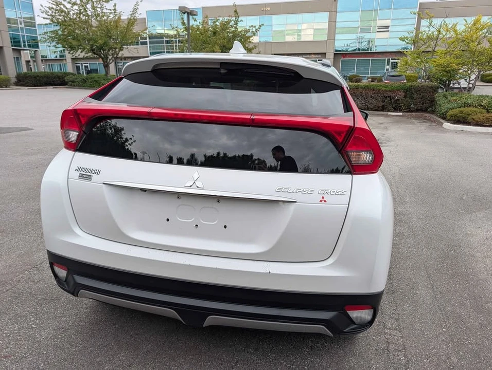 2018 Mitsubishi Eclipse Cross - Image 6 of 18