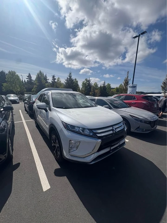2018 Mitsubishi Eclipse Cross - Image 4 of 4