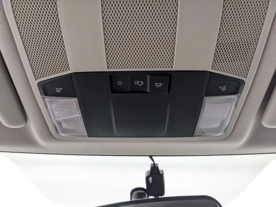 2018 Mitsubishi Eclipse Cross - Image 18 of 20