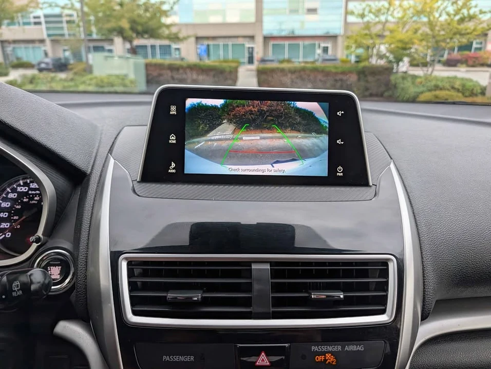 2018 Mitsubishi Eclipse Cross - Image 16 of 18