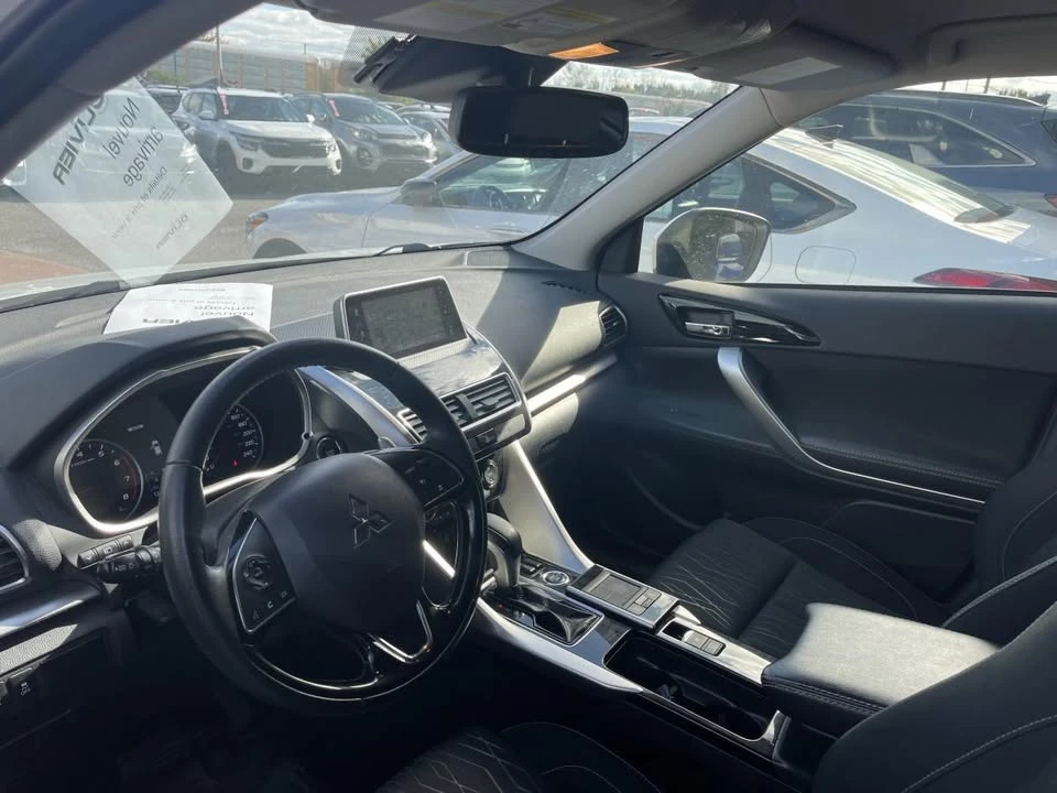 2018 Mitsubishi Eclipse Cross - Image 7 of 10