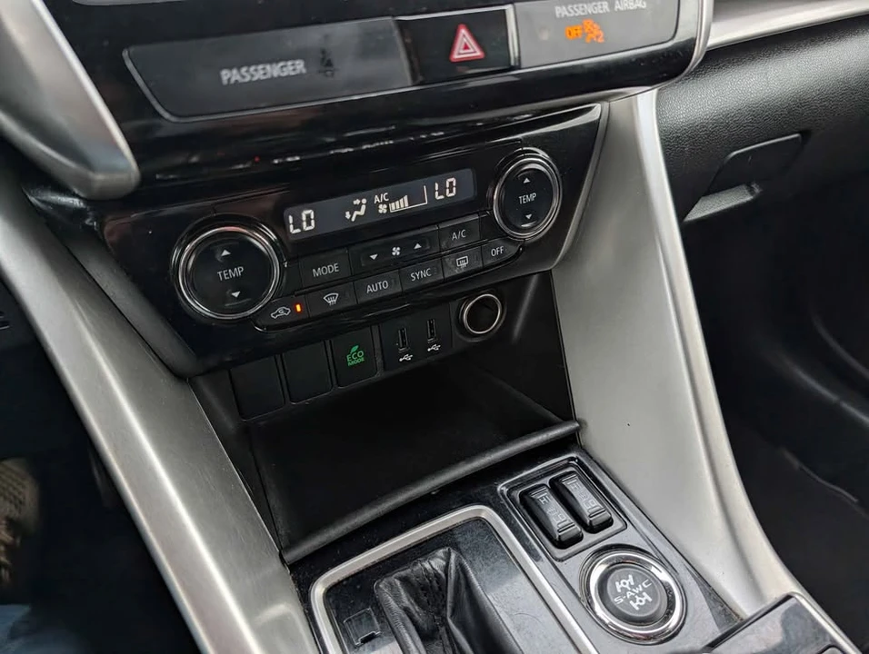 2018 Mitsubishi Eclipse Cross - Image 17 of 18