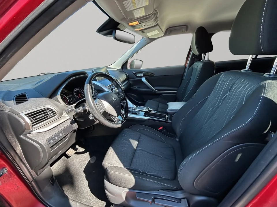 2018 Mitsubishi Eclipse Cross - Image 5 of 9