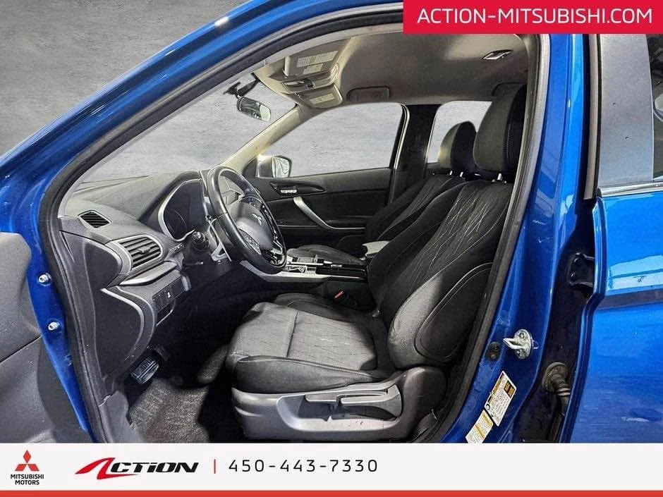 2018 Mitsubishi Eclipse Cross - Image 9 of 17
