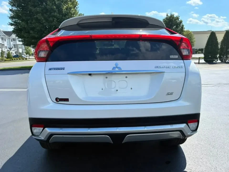 2018 Mitsubishi Eclipse Cross - Image 5 of 15