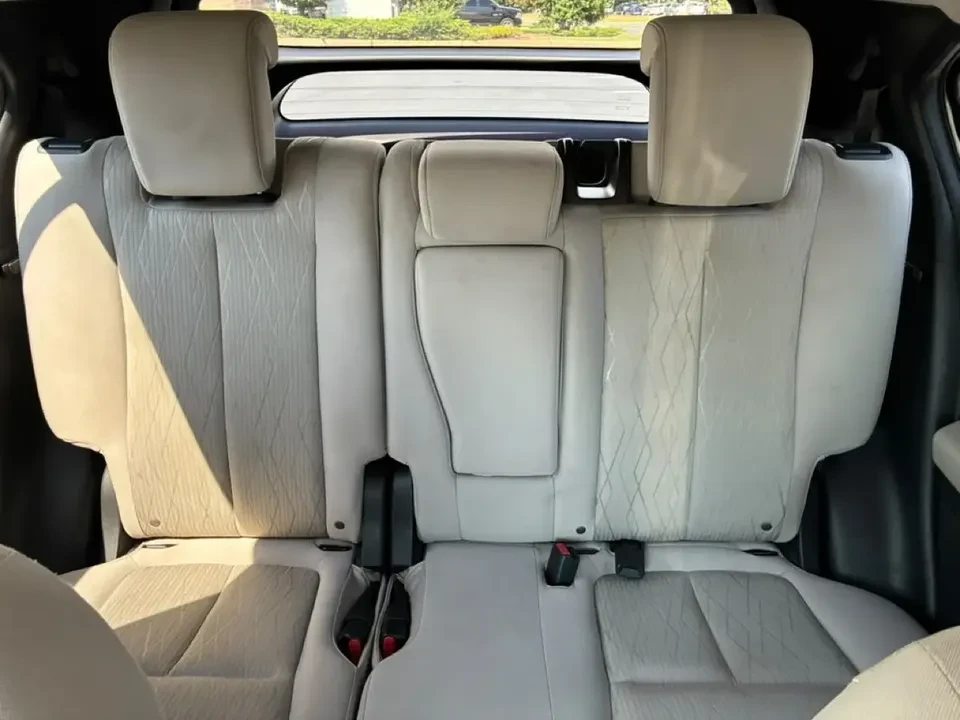 2018 Mitsubishi Eclipse Cross - Image 15 of 15