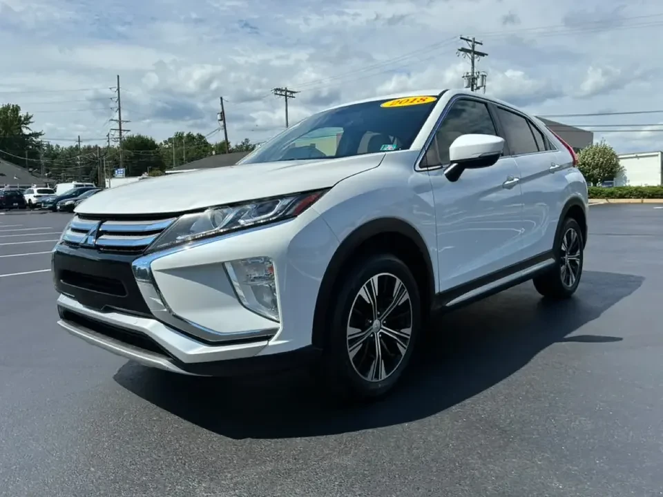 2018 Mitsubishi Eclipse Cross - Image 3 of 15