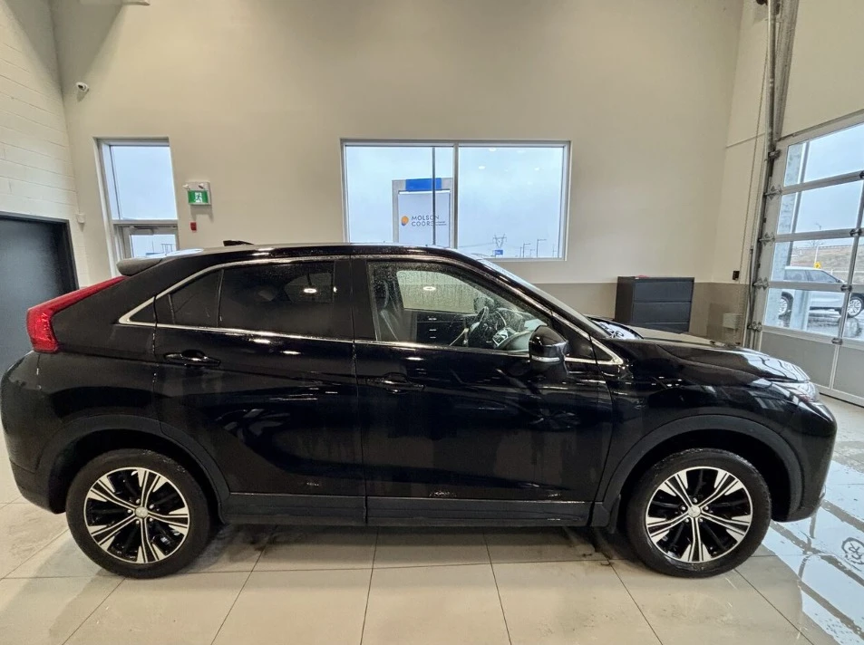 2018 Mitsubishi Eclipse Cross - Image 4 of 20