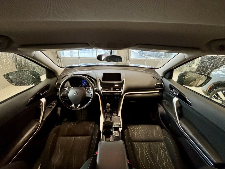 2018 Mitsubishi Eclipse Cross - Image 11 of 20