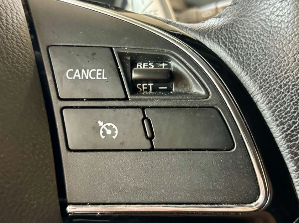 2018 Mitsubishi Eclipse Cross - Image 15 of 20
