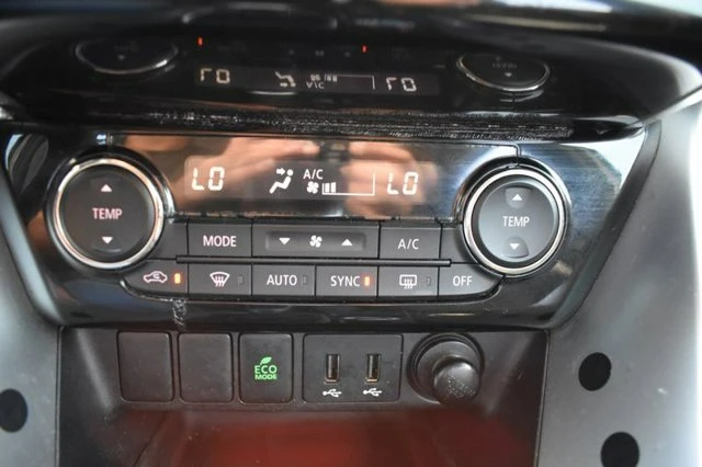 2018 Mitsubishi Eclipse Cross - Image 19 of 20