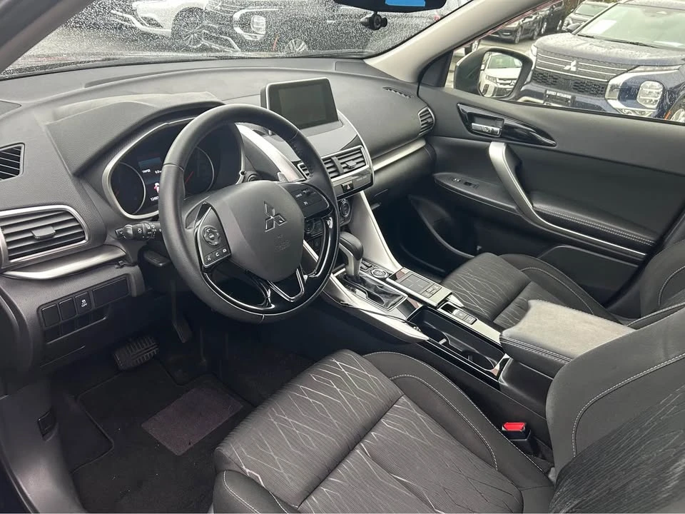 2018 Mitsubishi Eclipse Cross - Image 5 of 9