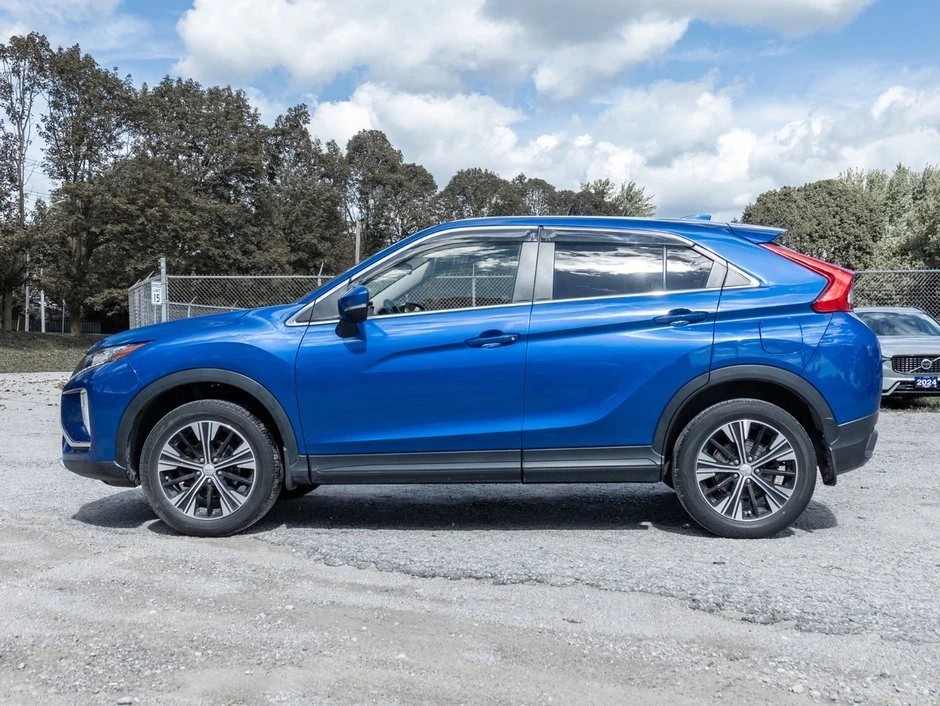 2018 Mitsubishi Eclipse Cross - Image 3 of 17
