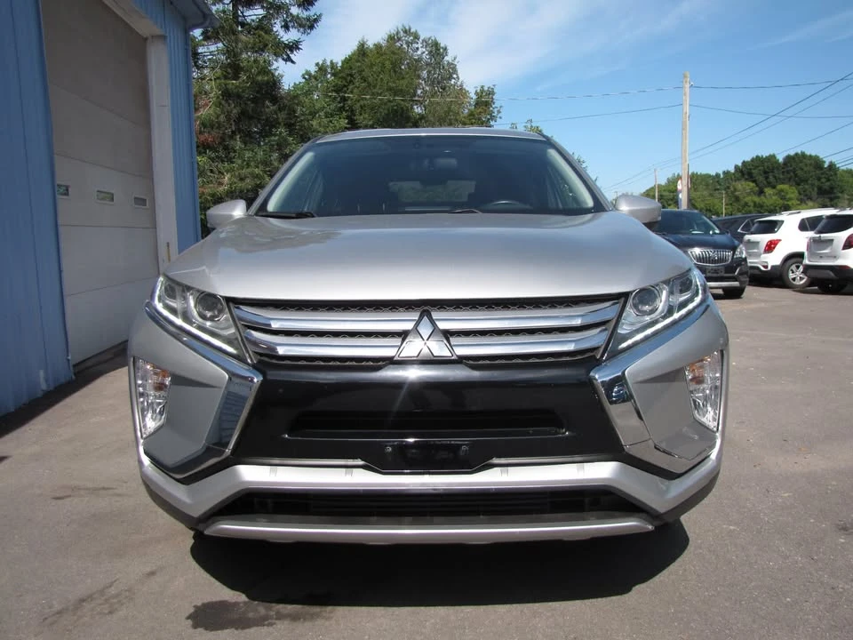 2018 Mitsubishi Eclipse Cross - Image 2 of 14