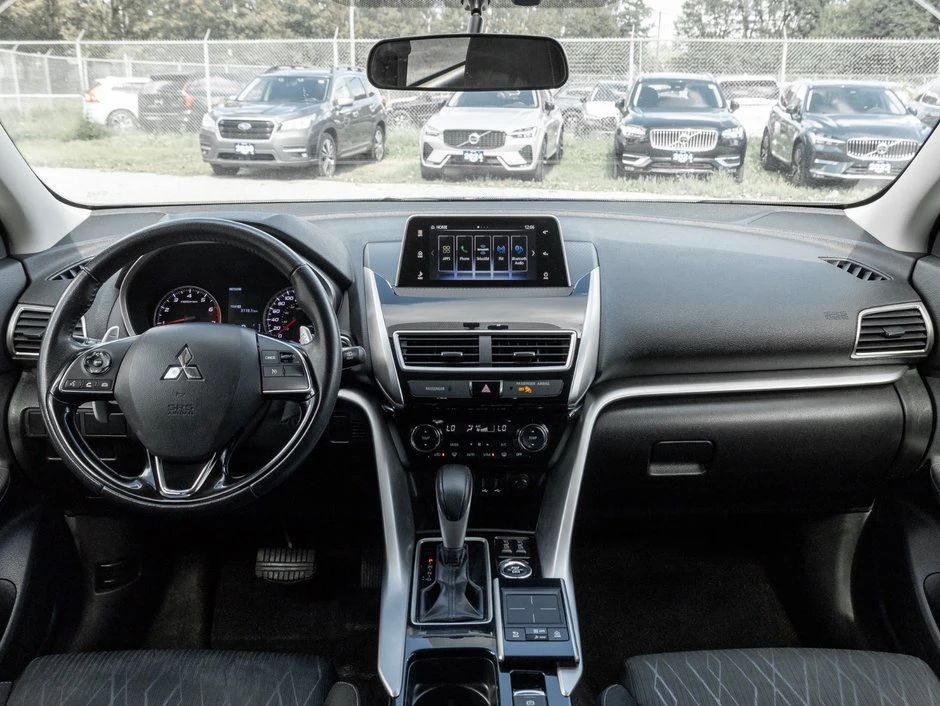 2018 Mitsubishi Eclipse Cross - Image 7 of 17